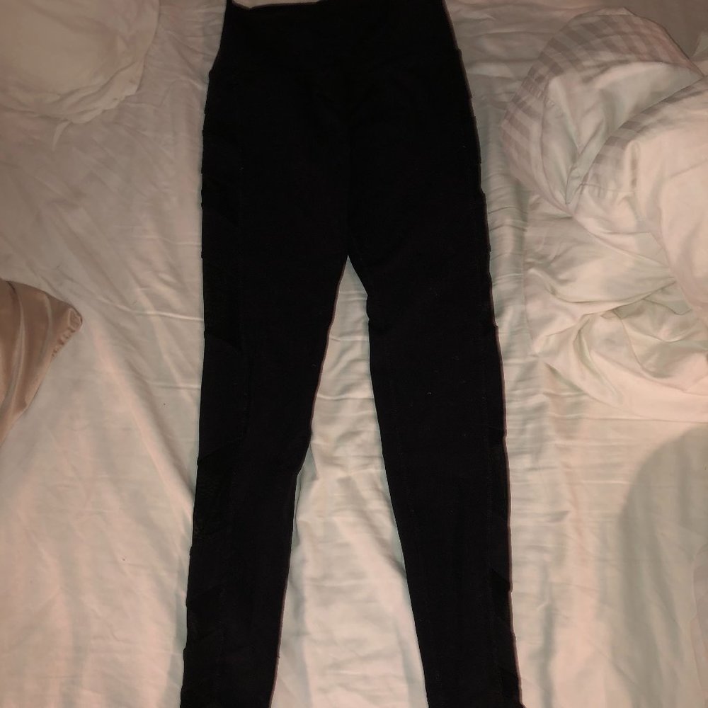 Alo Leggings